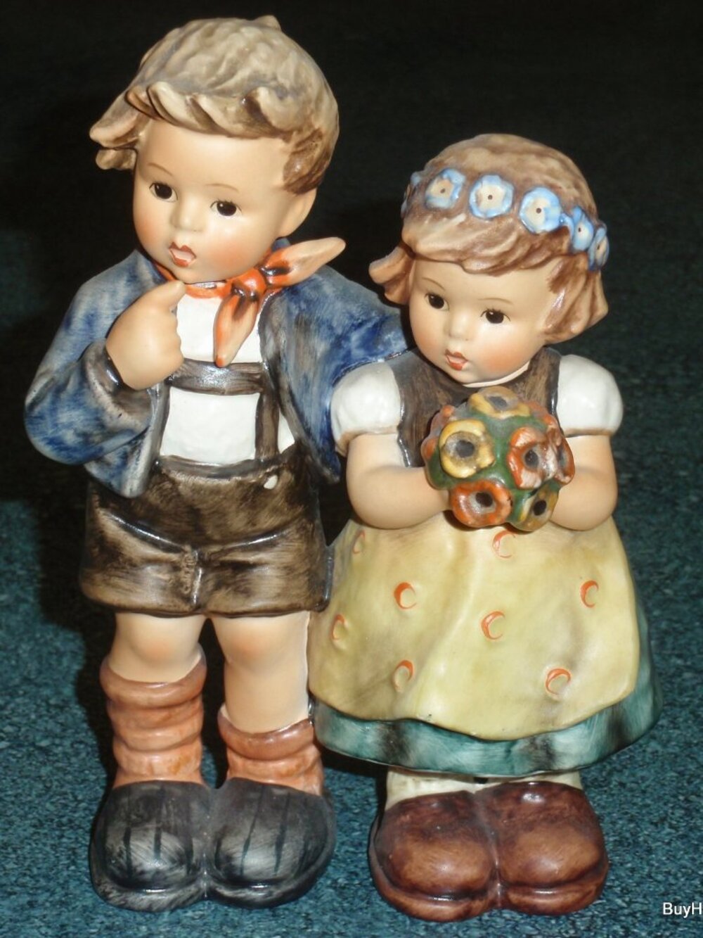 "We Congratulate" Goebel Hummel Figurine #220/F TMK5 VERY RARE LARGE VERSION!